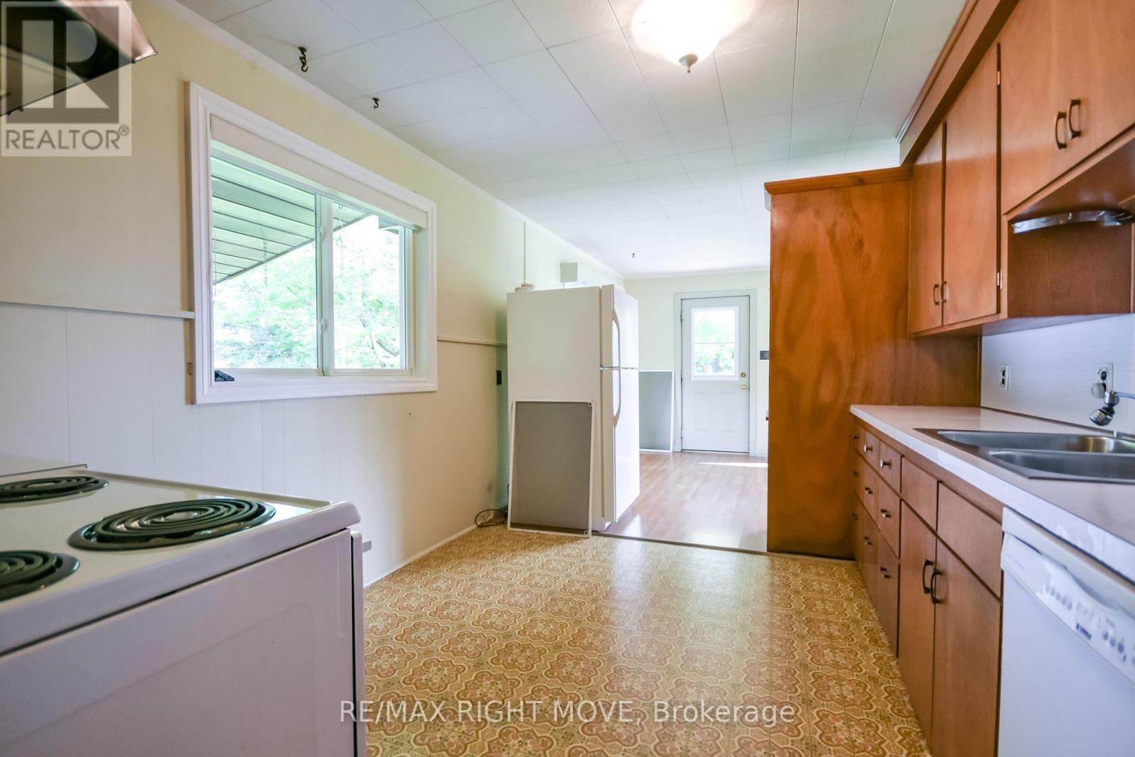 574 Lake Dalrymple Road, Kawartha Lakes (Carden), Ontario  L0K 1W0 - Photo 11 - X13817622