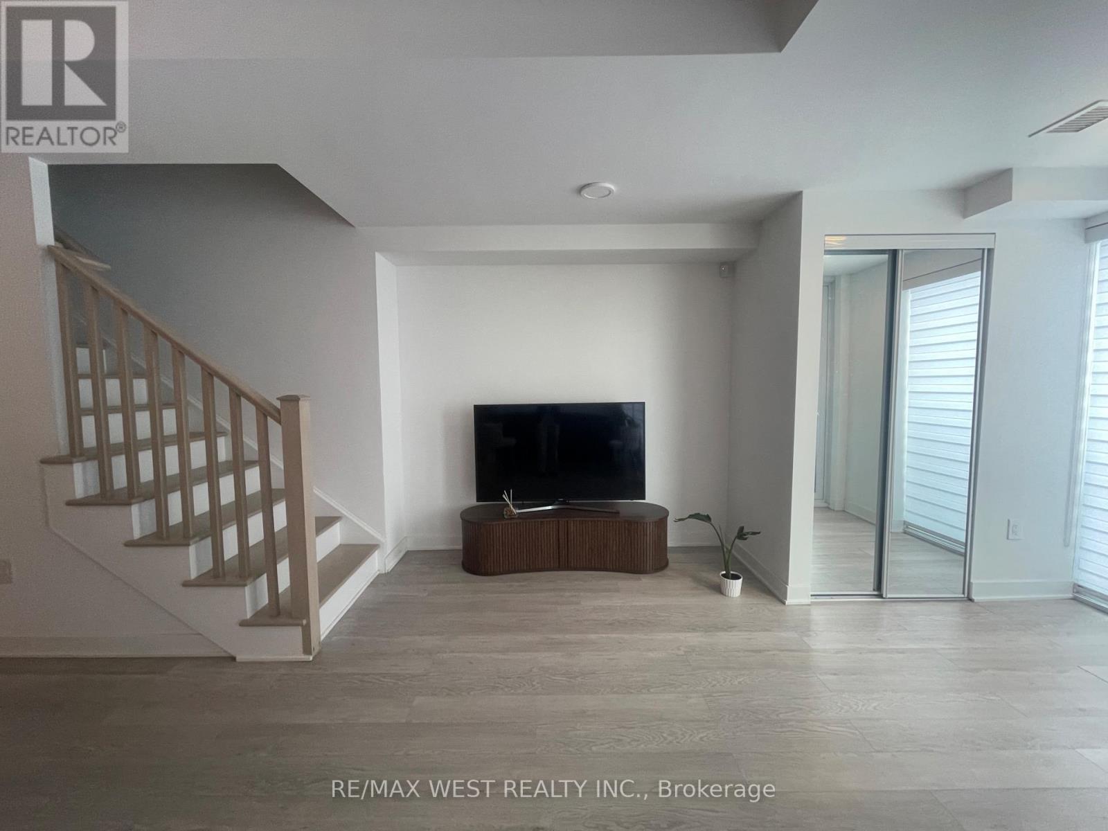 107 - 2782 Barton Street E, Hamilton, Ontario  L8E 2J8 - Photo 27 - X13807102