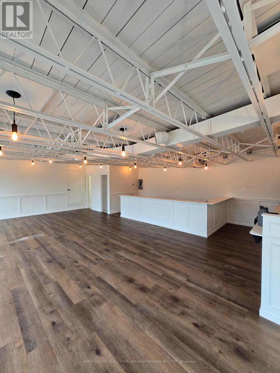 2 - 112 Lakeshore Road E, Mississauga, Ontario  L5G 1E3 - Photo 5 - W13748858