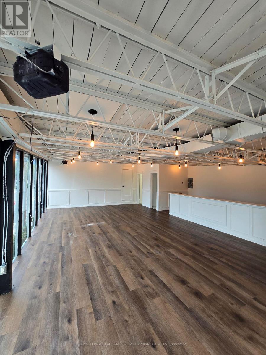 2 - 112 Lakeshore Road E, Mississauga, Ontario  L5G 1E3 - Photo 7 - W13748858
