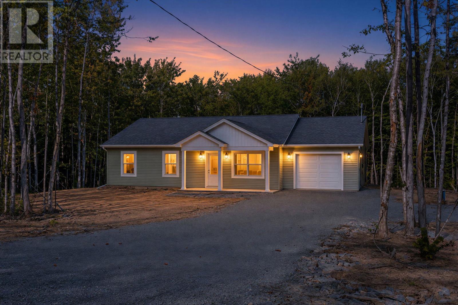 62 Ronald Lane, East Uniacke, Nova Scotia  B0N 1Z0 - Photo 2 - 202624103