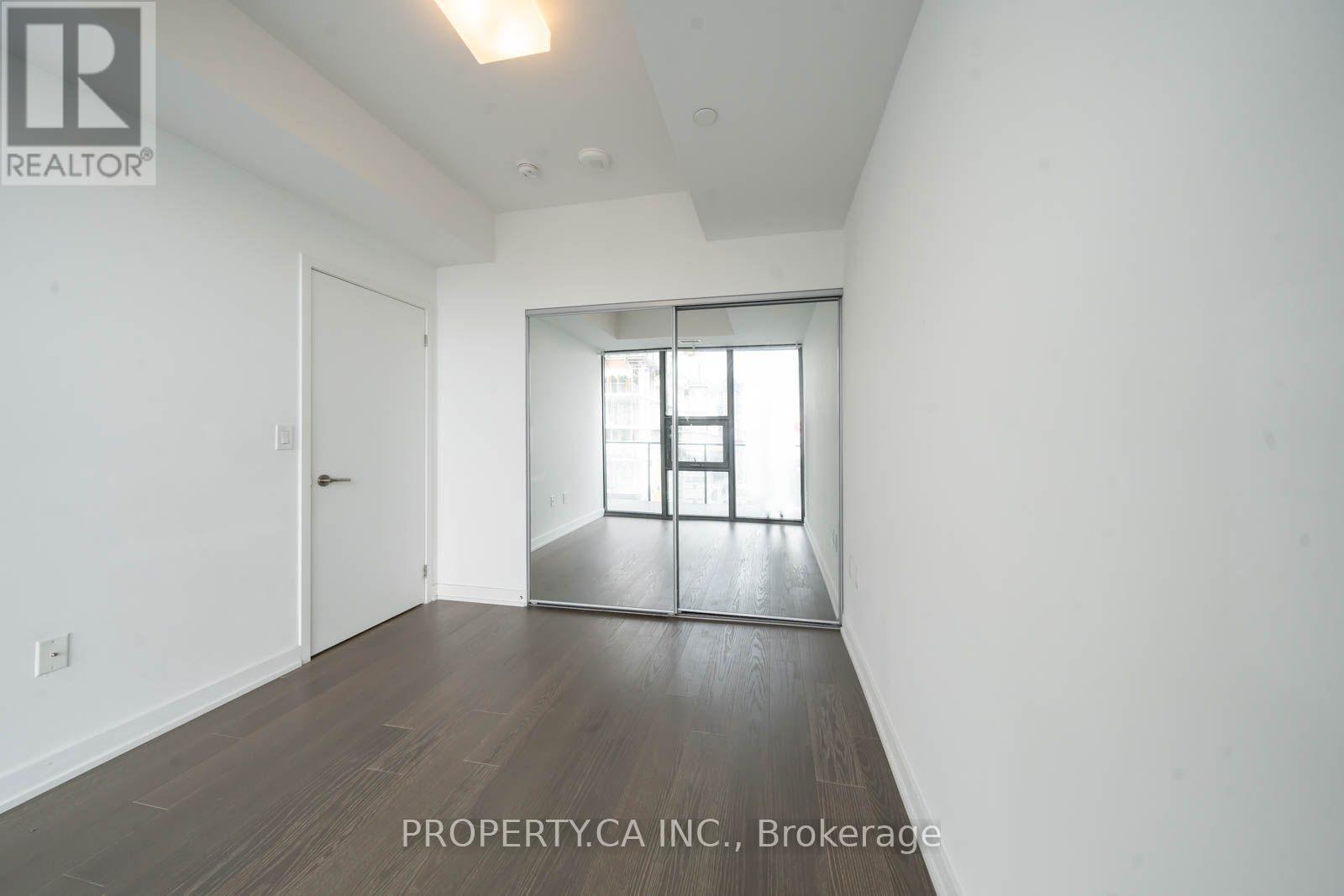 5209 - 11 Wellesley Street, Toronto, Ontario  M4Y 1E8 - Photo 13 - C13794566