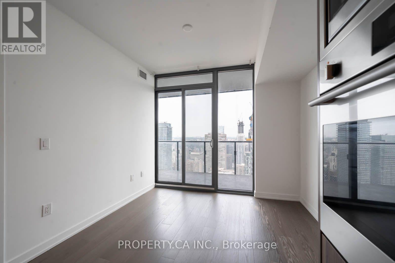 5209 - 11 Wellesley Street, Toronto, Ontario  M4Y 1E8 - Photo 7 - C13794566