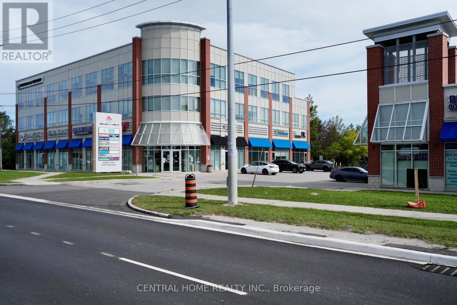B104 - 11685 YONGE STREET, Richmond Hill, Ontario