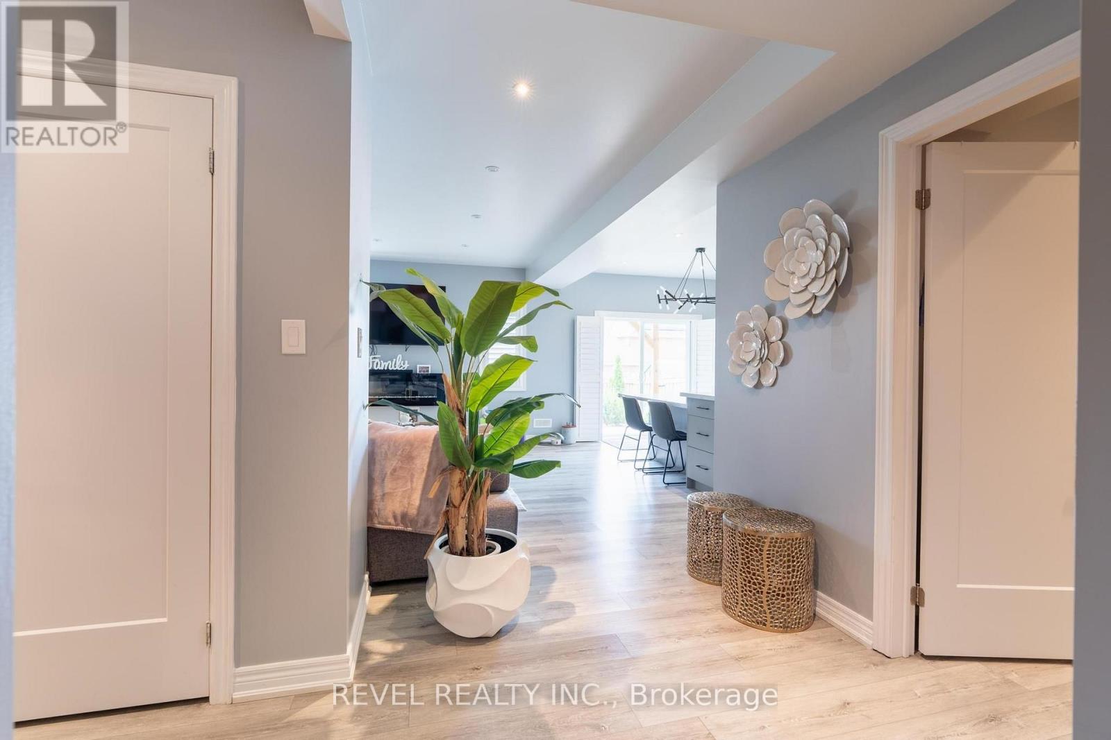 49 Victoria Street E, Innisfil, Ontario  L0L 1L0 - Photo 29 - N13814612