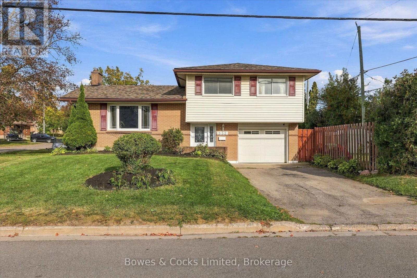 532 Raymond Street, Peterborough, Ontario  K9H 5M9 - Photo 1 - X13817934
