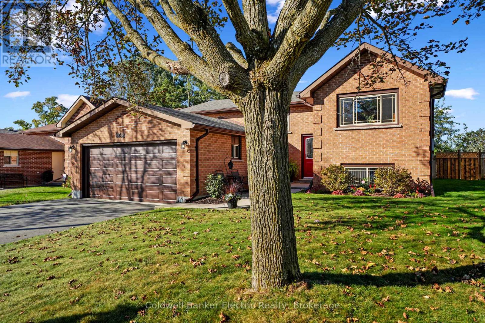 1988 Mapleridge Drive, Peterborough, Ontario  K9K 1Z7 - Photo 2 - X13817972