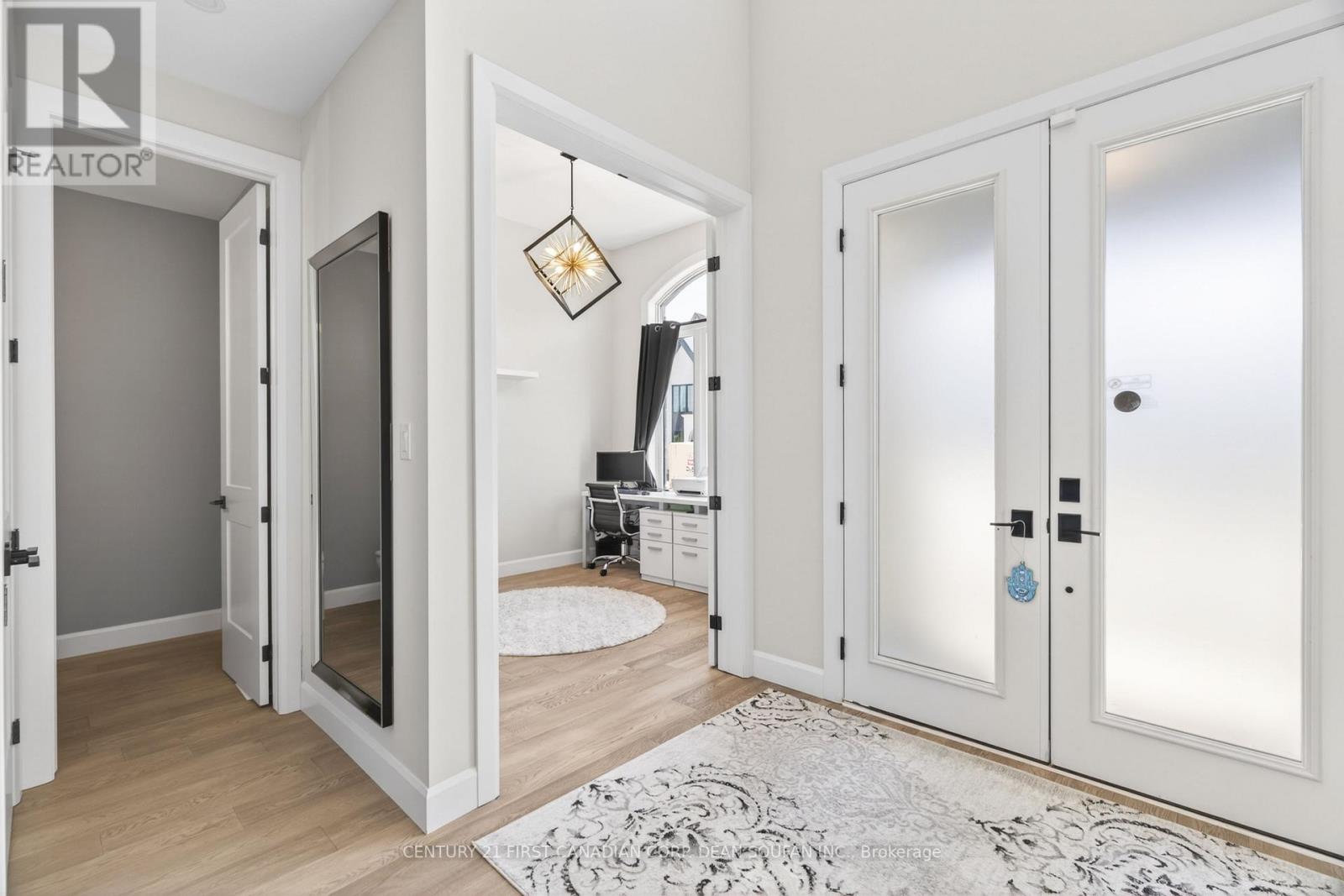 7251 Silver Creek Circle, London South, Ontario  N6P 0G9 - Photo 6 - X13817976