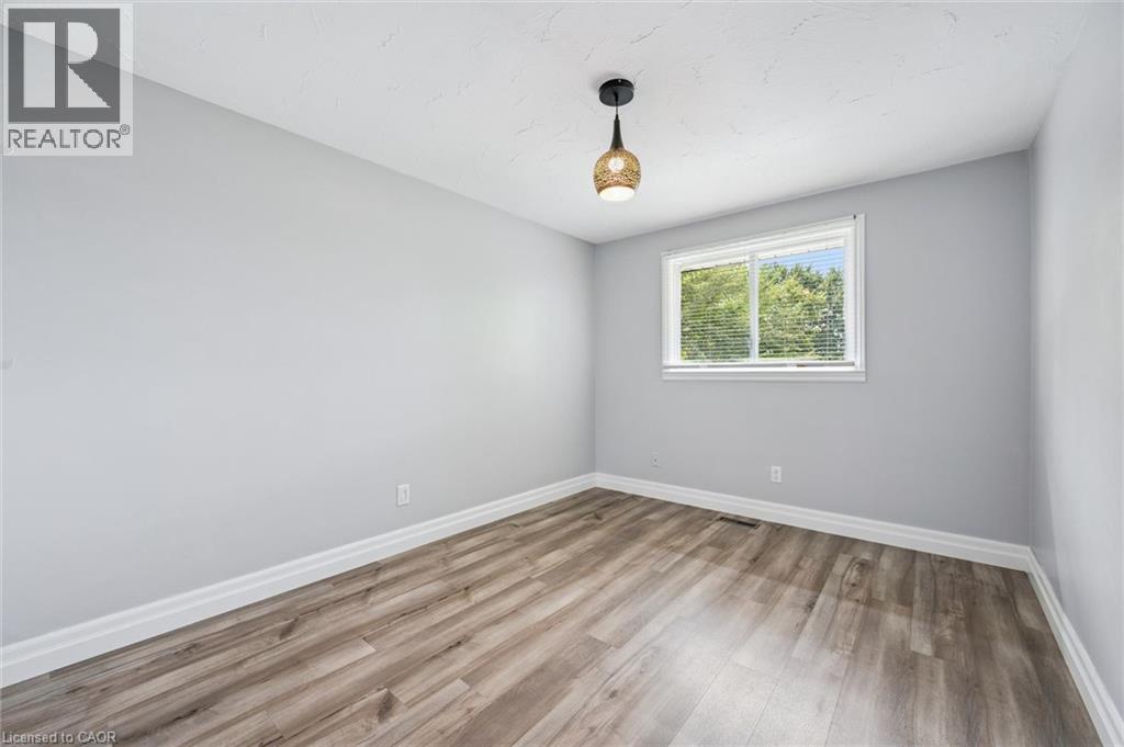 847 Doon Village Road, Kitchener, Ontario  N2P 1A1 - Photo 20 - 40865567