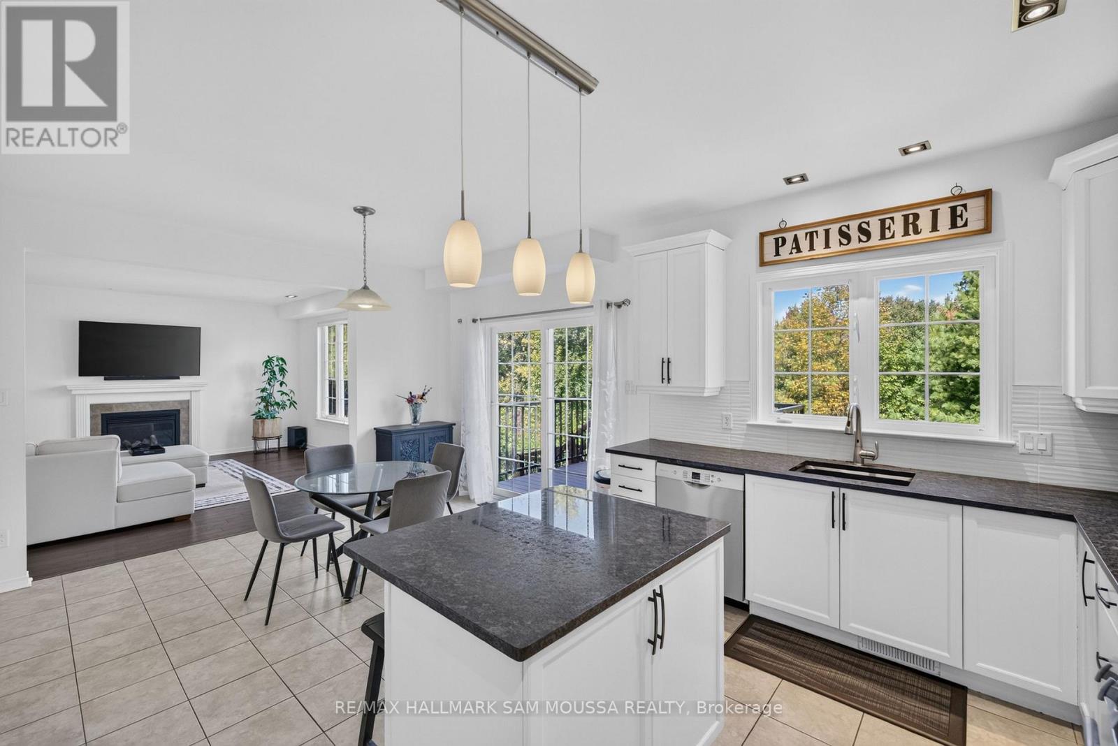 531 Dalewood Crescent, Ottawa, Ontario  K2S 0L3 - Photo 10 - X13817792