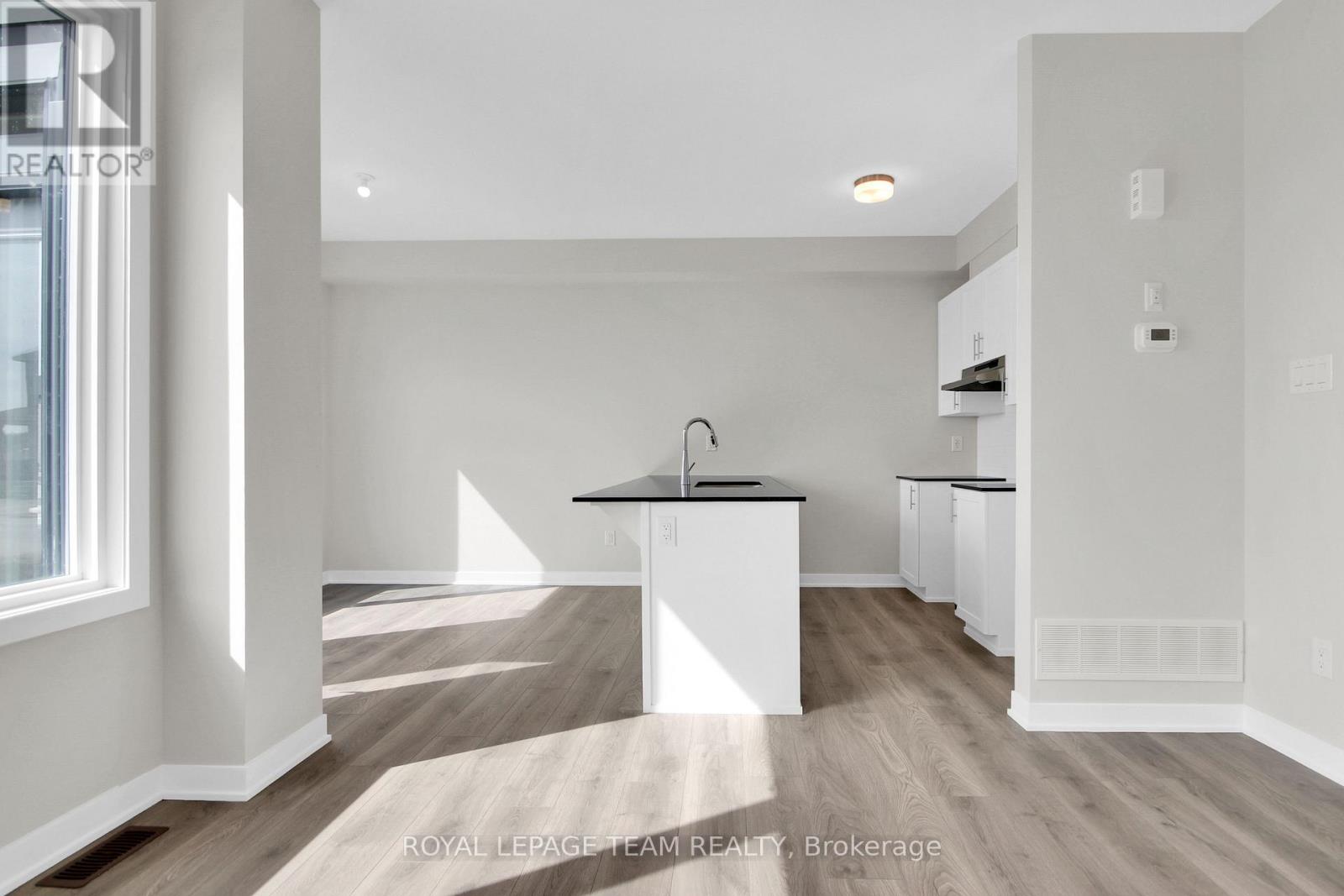 736 Haflinger Row, Ottawa, Ontario  K0A 2Z0 - Photo 8 - X13817984