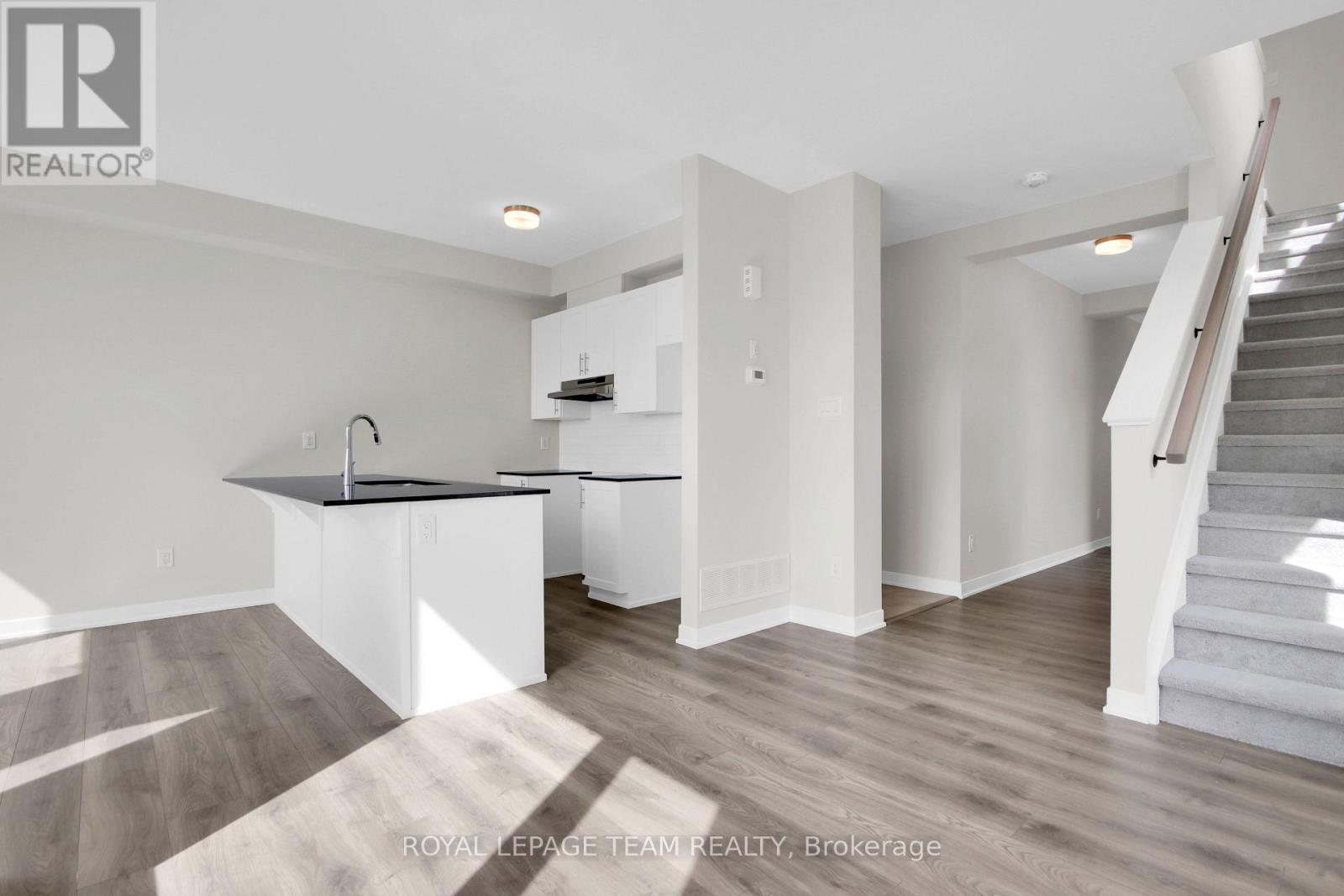 736 Haflinger Row, Ottawa, Ontario  K0A 2Z0 - Photo 9 - X13817984