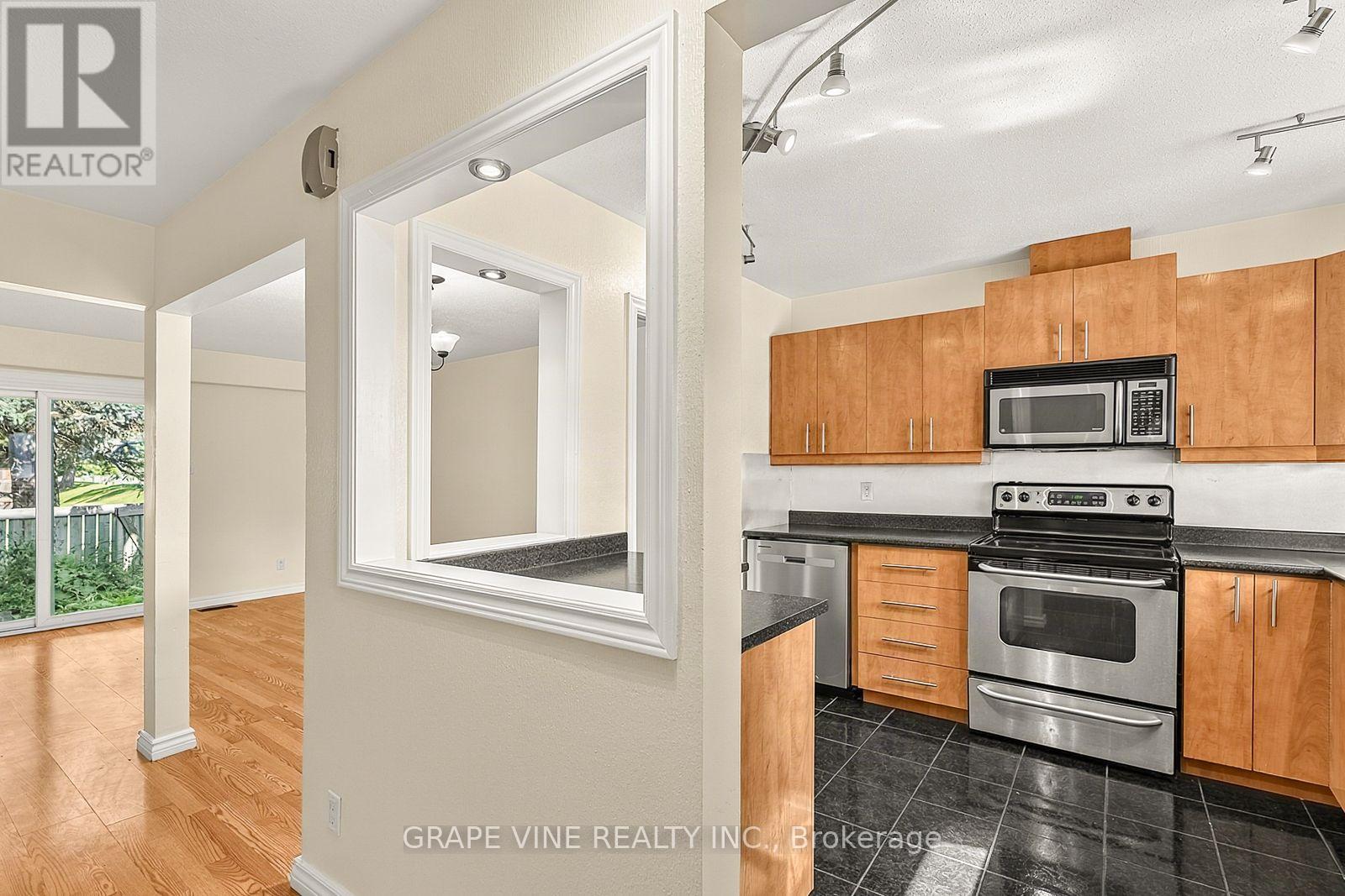 183 Pickford Drive, Ottawa, Ontario  K2L 2C5 - Photo 7 - X13817994