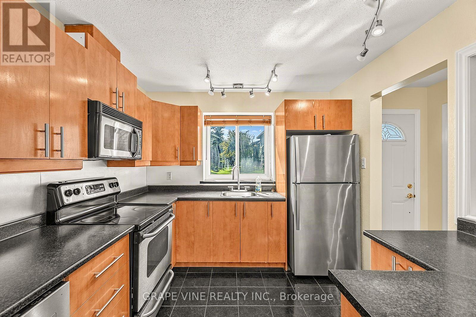 183 Pickford Drive, Ottawa, Ontario  K2L 2C5 - Photo 9 - X13817994