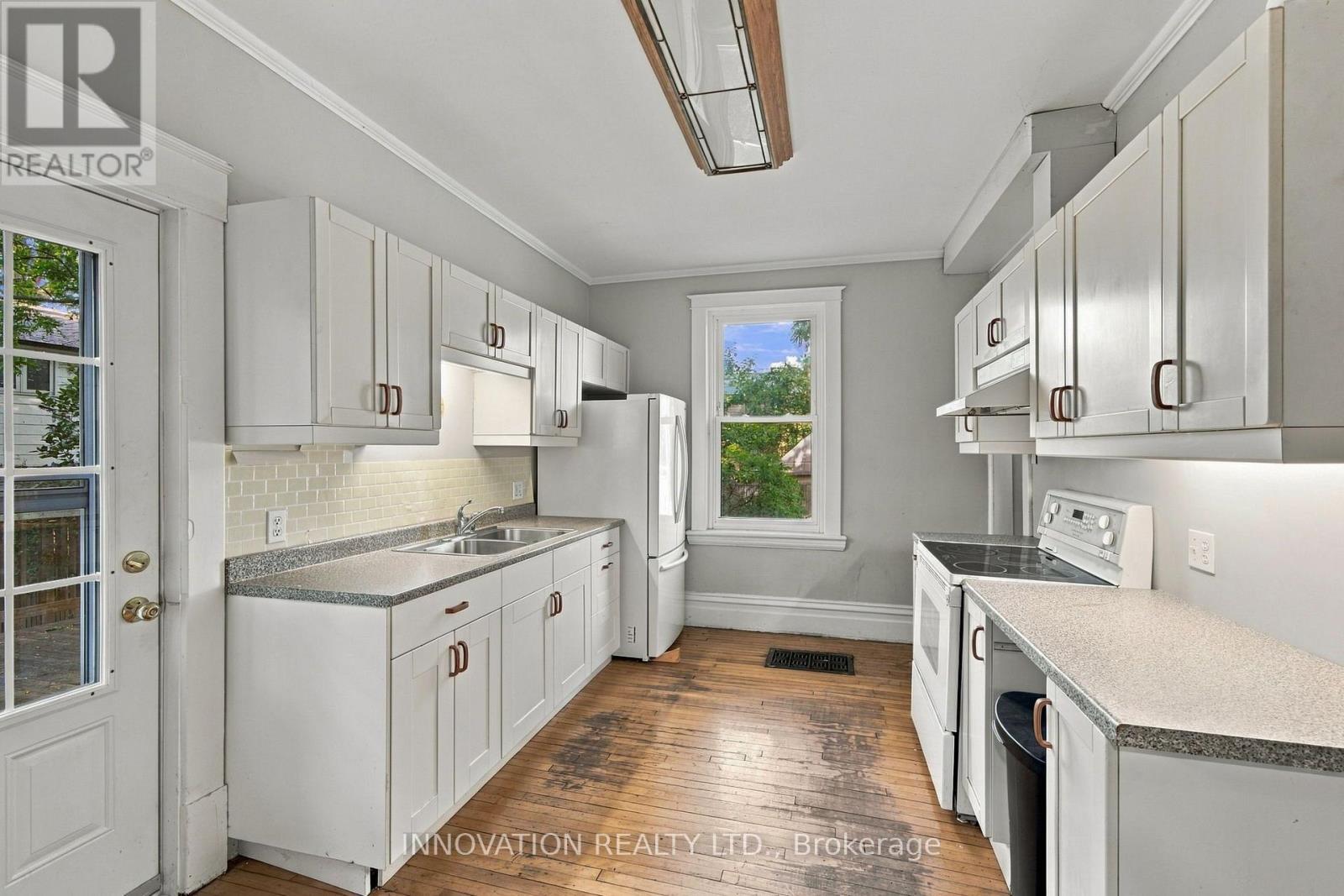 204 Compton Avenue, Ottawa, Ontario  K2B 5A9 - Photo 12 - X13818008