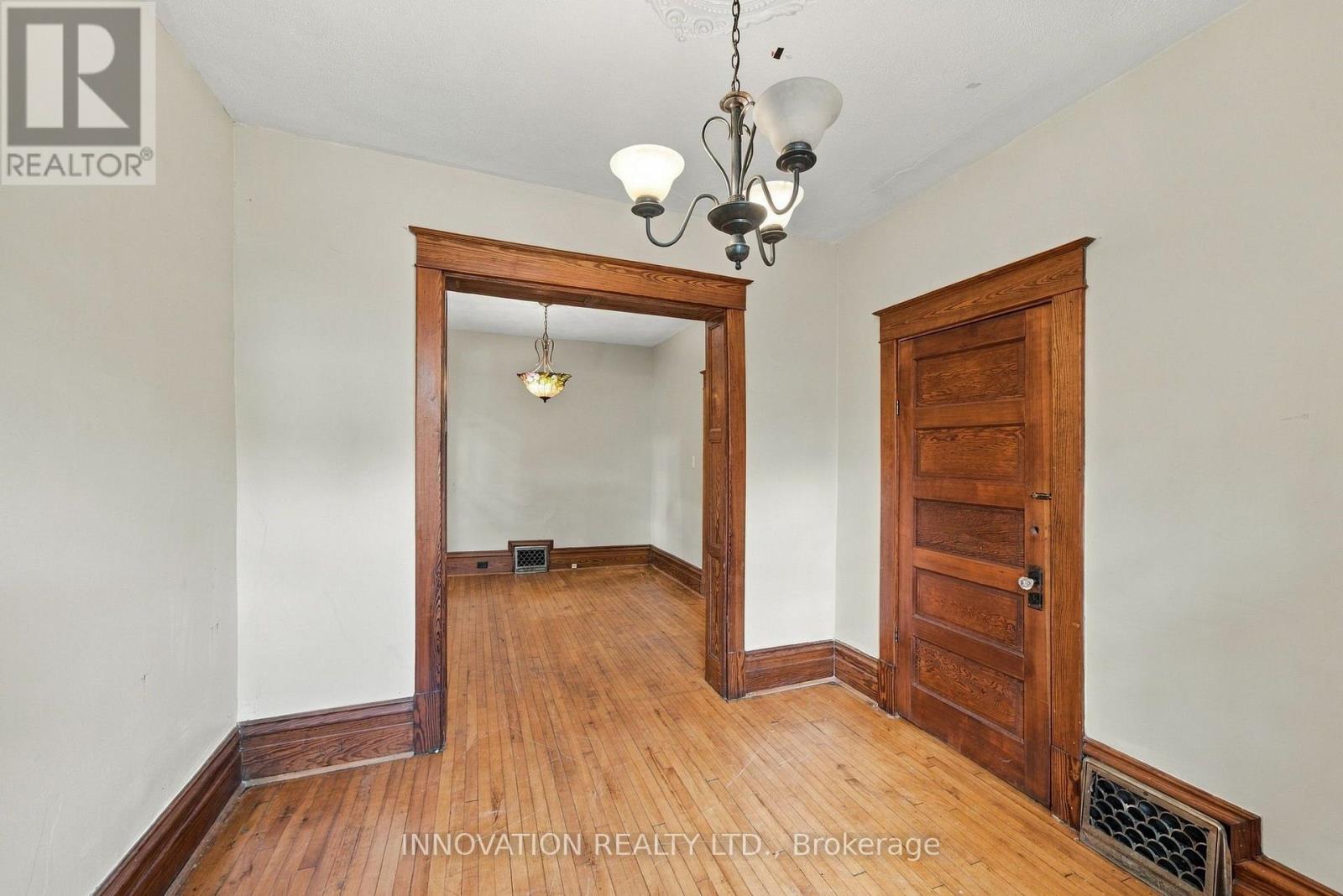 204 Compton Avenue, Ottawa, Ontario  K2B 5A9 - Photo 9 - X13818008