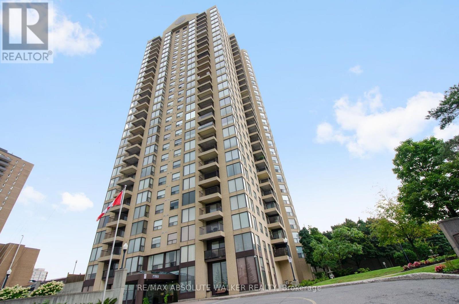 608 - 545 ST LAURENT BOULEVARD, Ottawa, Ontario