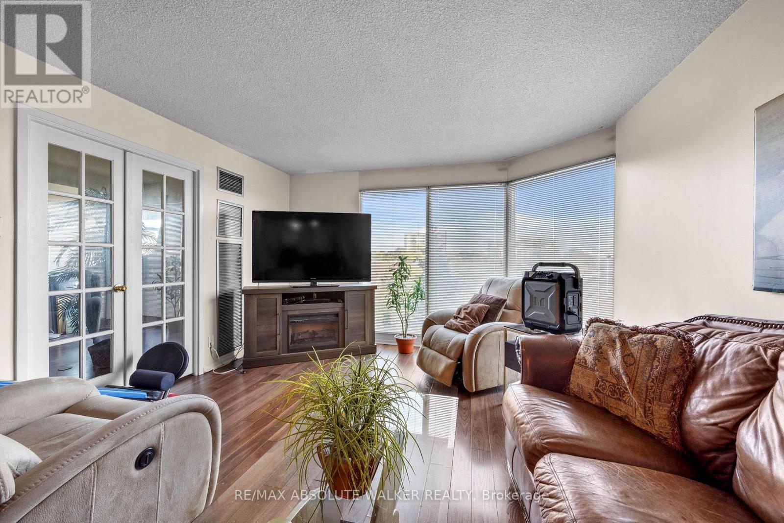608 - 545 St Laurent Boulevard, Ottawa, Ontario K1K 4H9 - Photo 4 - X13818110