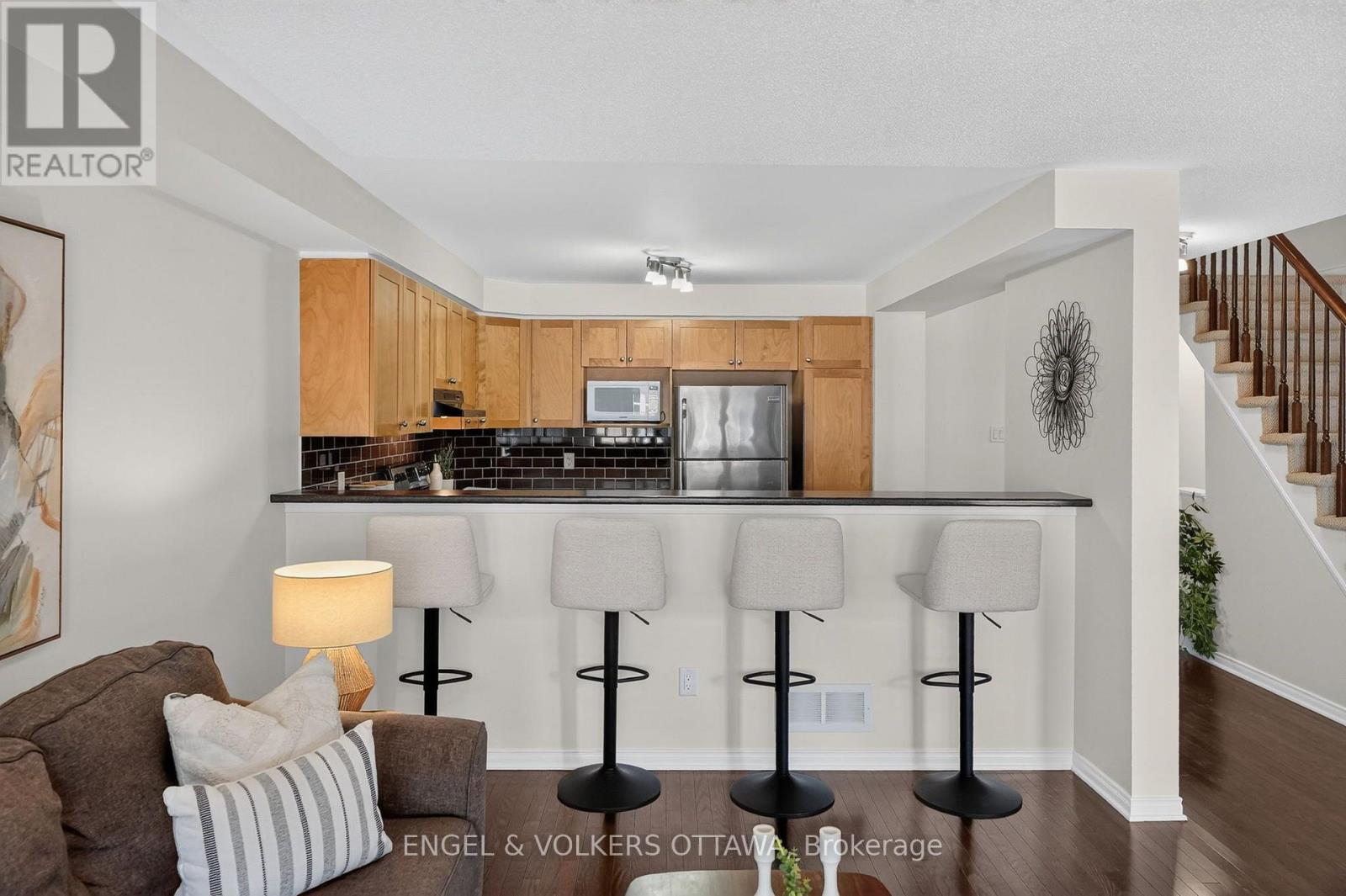121 Quito Private, Ottawa, Ontario  K2E 0A7 - Photo 11 - X13818130