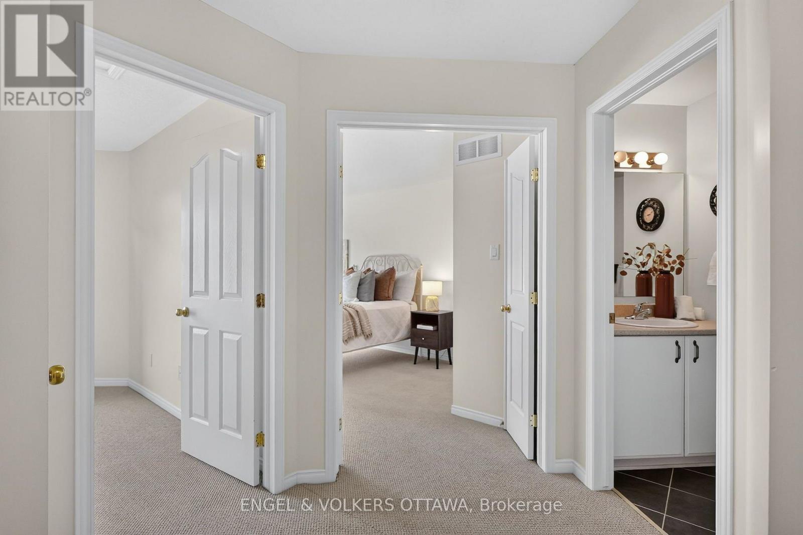 121 Quito Private, Ottawa, Ontario  K2E 0A7 - Photo 24 - X13818130