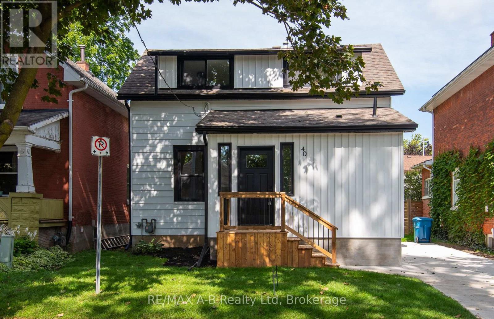 40 East Gore Street, Stratford, Ontario  N5A 3X5 - Photo 2 - X13781980