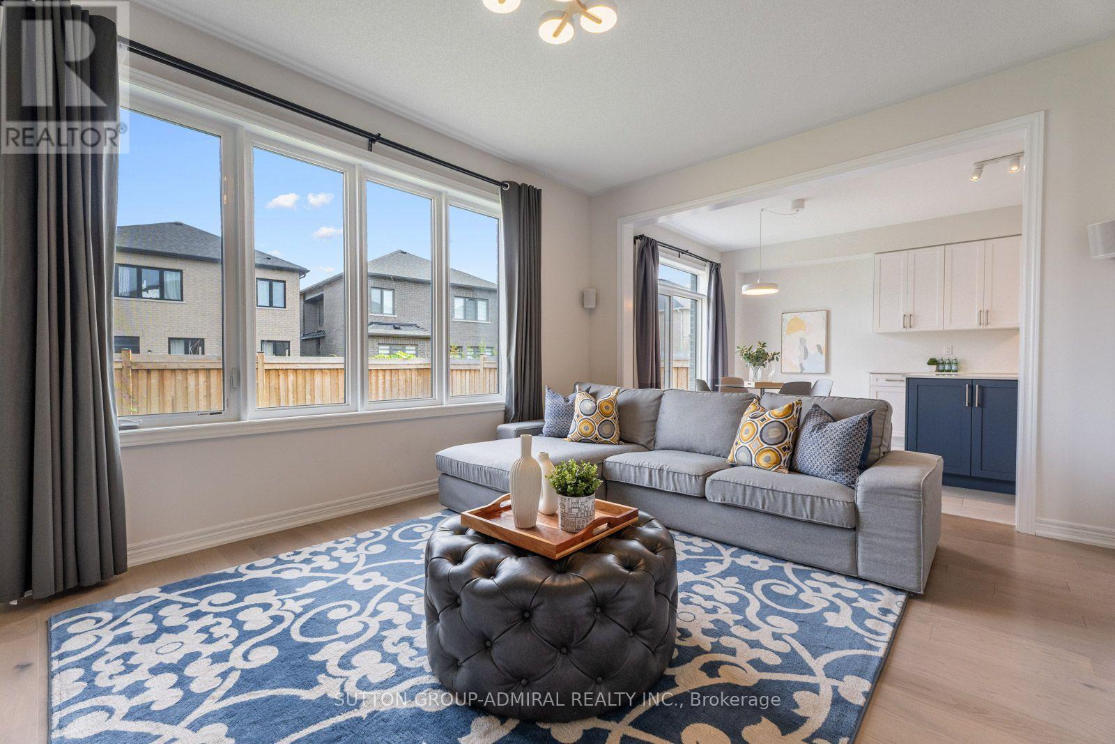 7 Priory Drive, Whitby, Ontario  L1P 0K9 - Photo 13 - E13817780