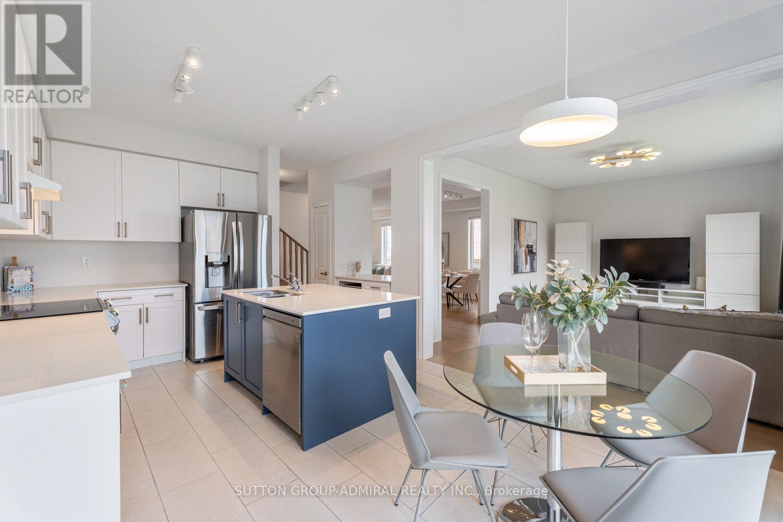 7 Priory Drive, Whitby, Ontario  L1P 0K9 - Photo 16 - E13817780