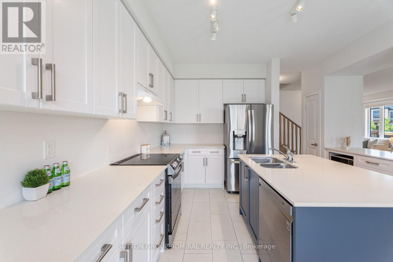 7 Priory Drive, Whitby, Ontario  L1P 0K9 - Photo 17 - E13817780