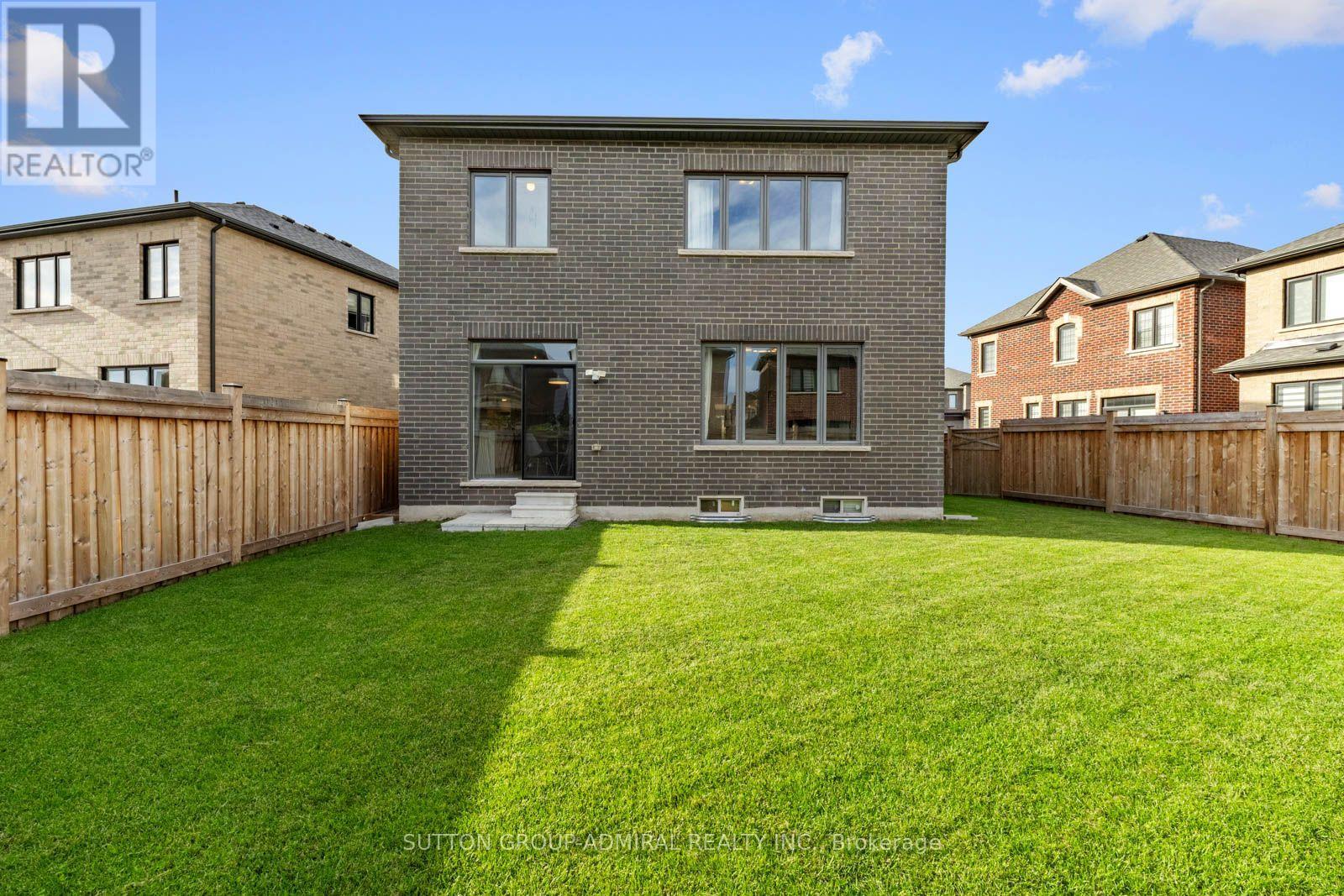 7 Priory Drive, Whitby, Ontario  L1P 0K9 - Photo 40 - E13817780
