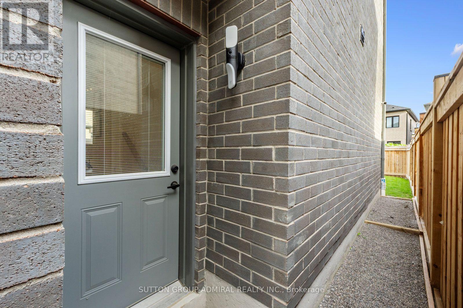 7 Priory Drive, Whitby, Ontario  L1P 0K9 - Photo 42 - E13817780