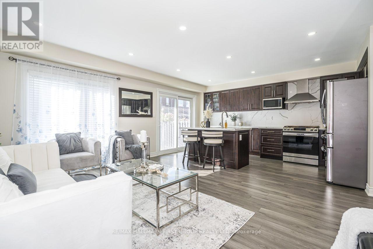 5 Cranston Avenue, Ajax, Ontario  L1Z 2B6 - Photo 12 - E13817826