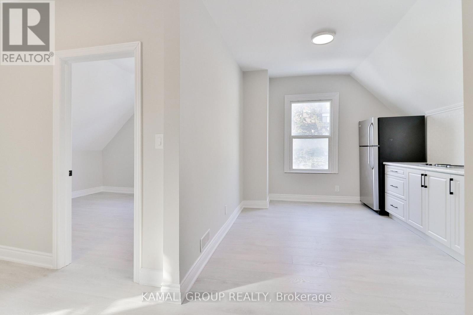 3 - 93 Mcmillan Drive, Oshawa (O'neill), Ontario  L1G 3Z7 - Photo 3 - E13817888