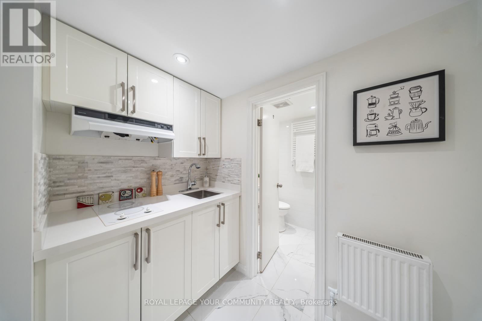 2 Four Oaks Gate, Toronto, Ontario  M4J 2X2 - Photo 30 - E13818124
