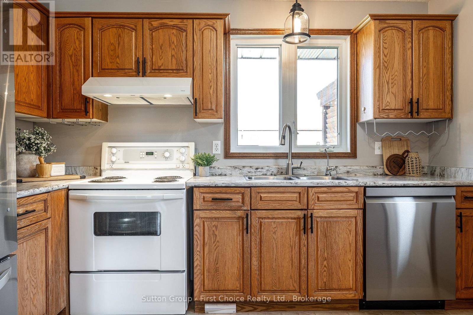 67 Napier Street, West Perth, Ontario N0K 1N0 - Photo 12 - X13817844