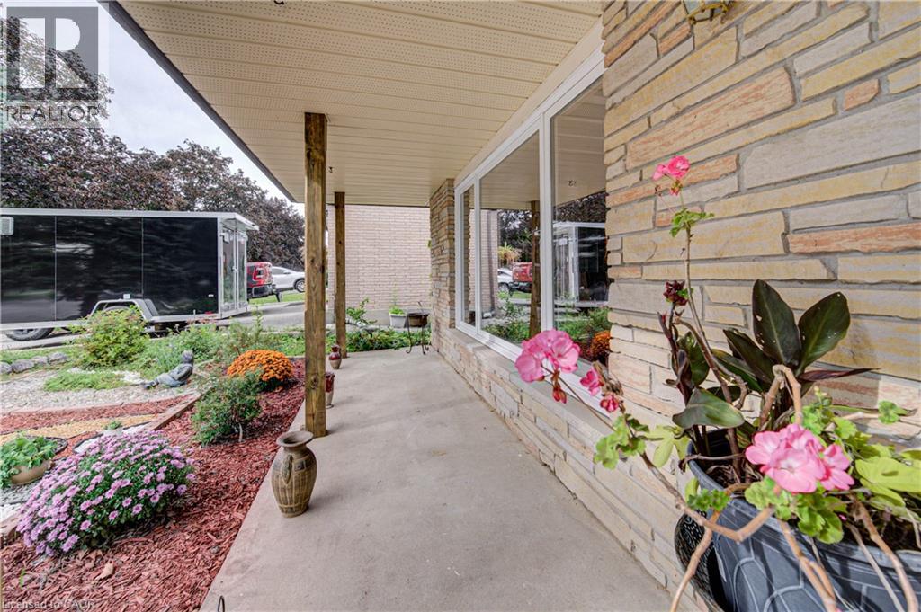 650 Pineridge Road E, Waterloo, Ontario  N2L 5J9 - Photo 4 - 40865490