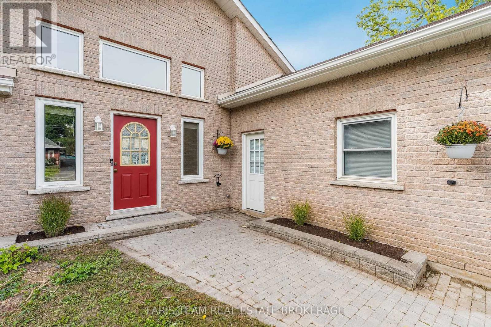 56 Church Street S, New Tecumseth, Ontario  L9R 1H2 - Photo 4 - N13817808