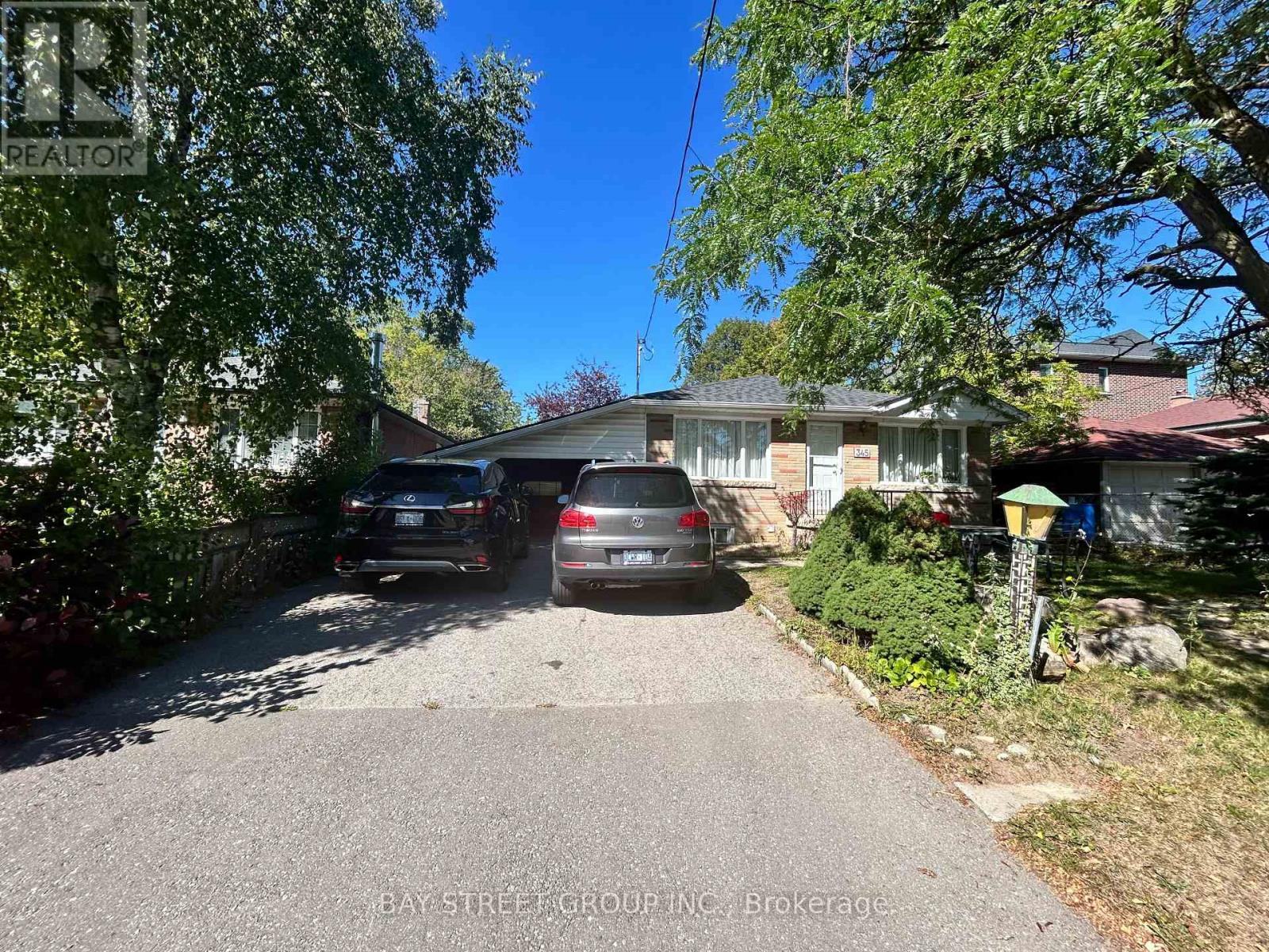 345 Centre Street E, Richmond Hill (Crosby), Ontario  L4C 1B3 - Photo 1 - N13817876