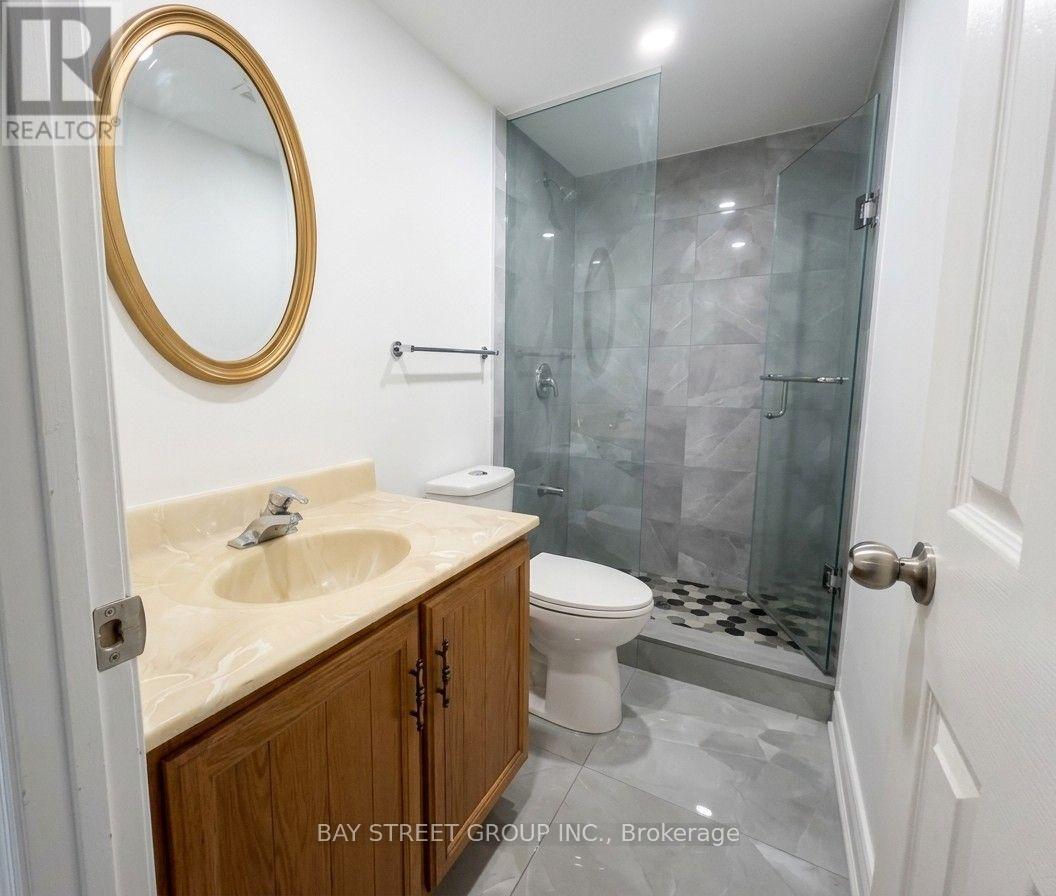 345 Centre Street E, Richmond Hill (Crosby), Ontario  L4C 1B3 - Photo 7 - N13817876