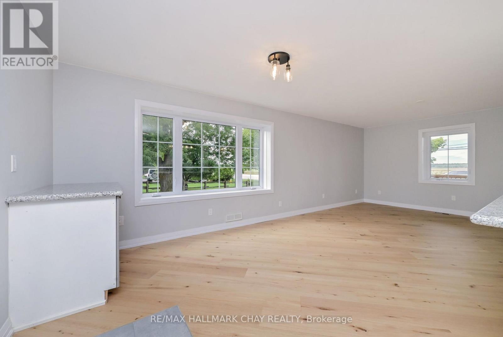 295 King Street N, New Tecumseth, Ontario  L9R 1N3 - Photo 12 - N13817924