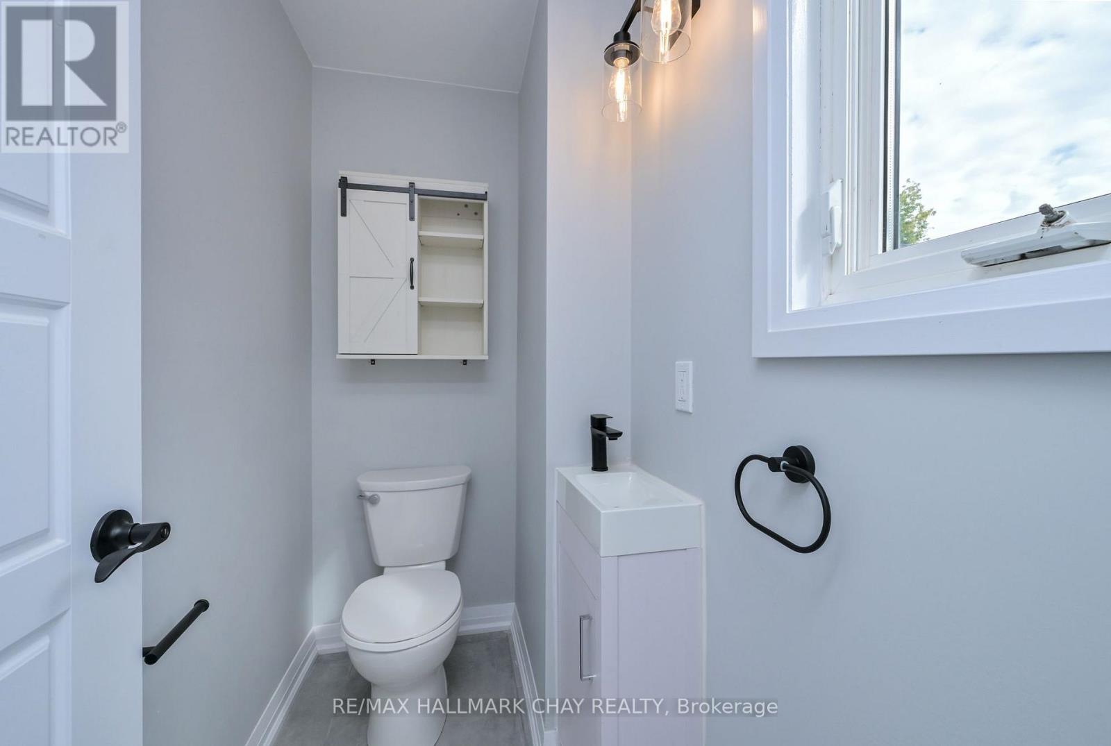 295 King Street N, New Tecumseth, Ontario  L9R 1N3 - Photo 13 - N13817924