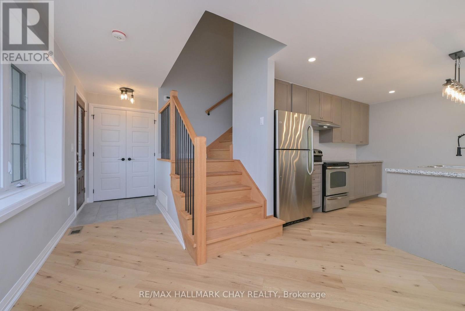 295 King Street N, New Tecumseth, Ontario  L9R 1N3 - Photo 15 - N13817924