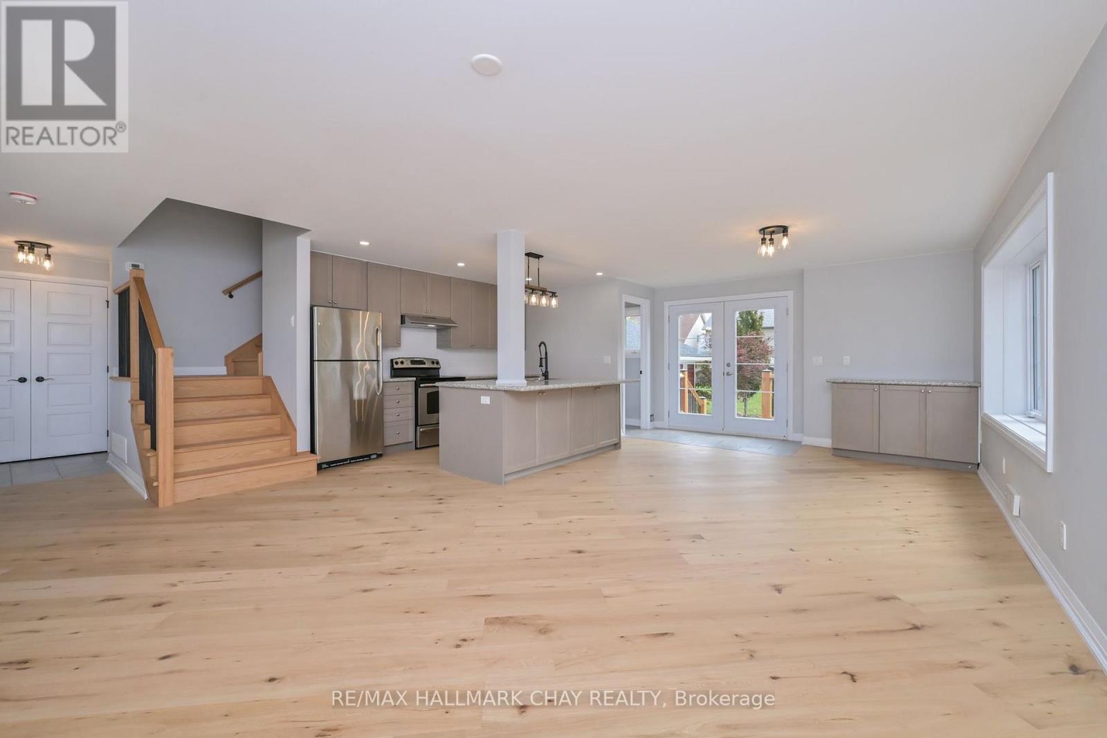295 King Street N, New Tecumseth, Ontario  L9R 1N3 - Photo 6 - N13817924