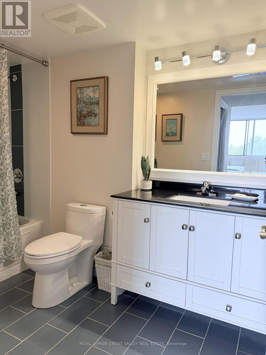 406 - 1360 Rathburn Road E, Mississauga (Rathwood), Ontario  L4W 4H4 - Photo 11 - W13817776