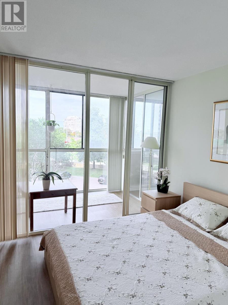 406 - 1360 Rathburn Road E, Mississauga (Rathwood), Ontario  L4W 4H4 - Photo 12 - W13817776