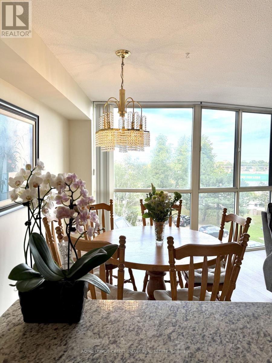406 - 1360 Rathburn Road E, Mississauga (Rathwood), Ontario  L4W 4H4 - Photo 4 - W13817776