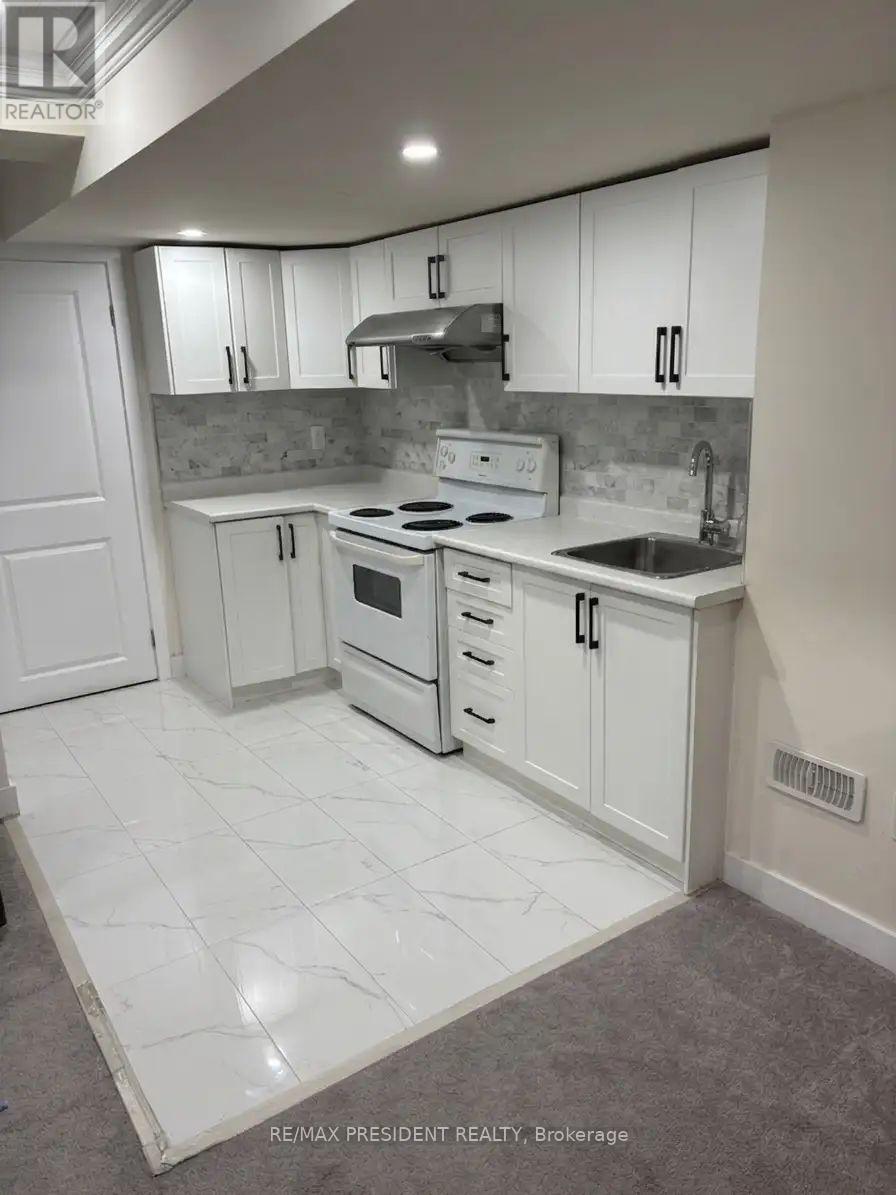 1522 Wellwood Terrace, Milton, Ontario  L9E 1V3 - Photo 4 - W13817794