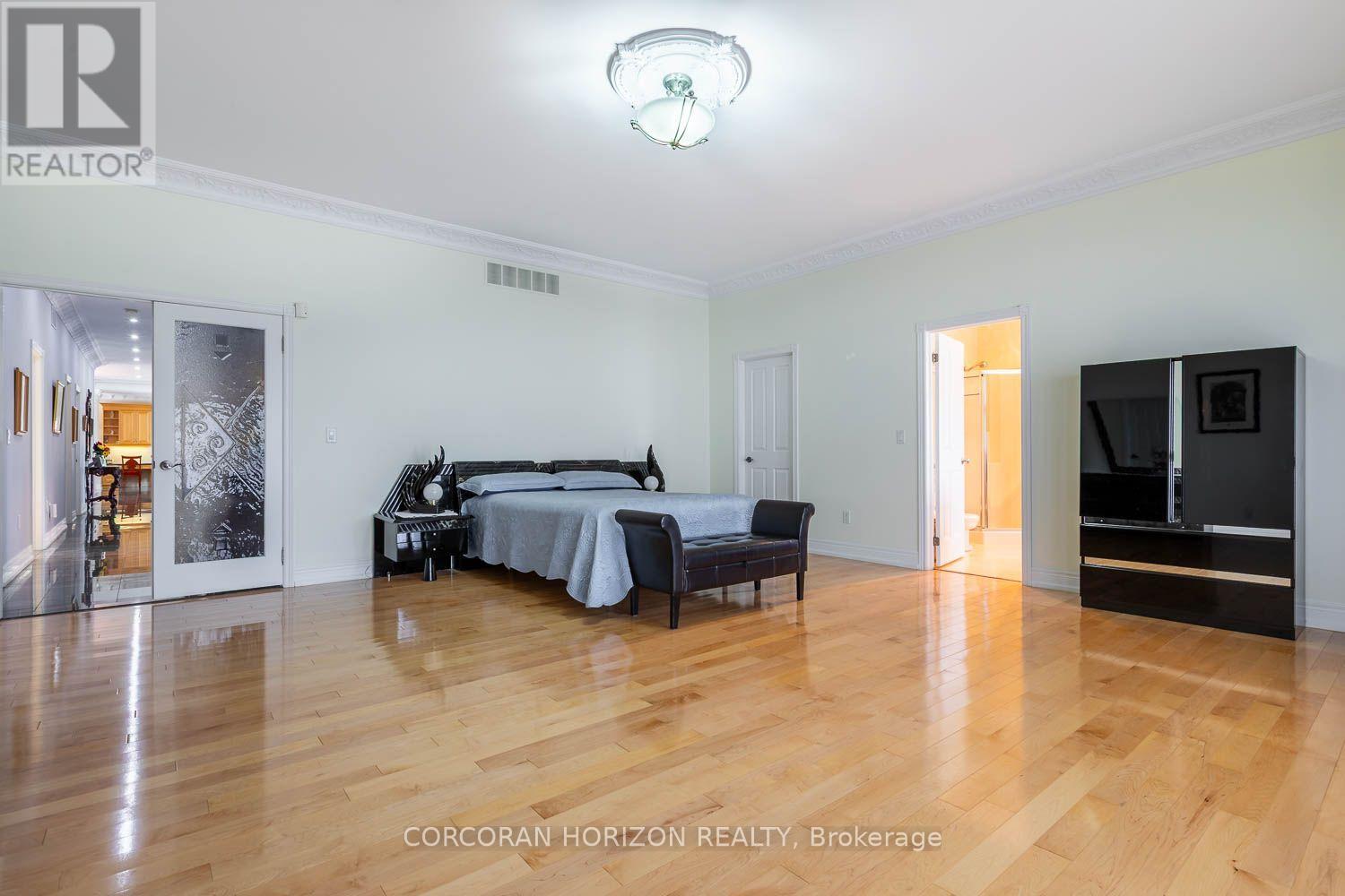 16 Rosegarden Drive, Brampton (Toronto Gore Rural Estate), Ontario  L6P 0E6 - Photo 12 - W13817870