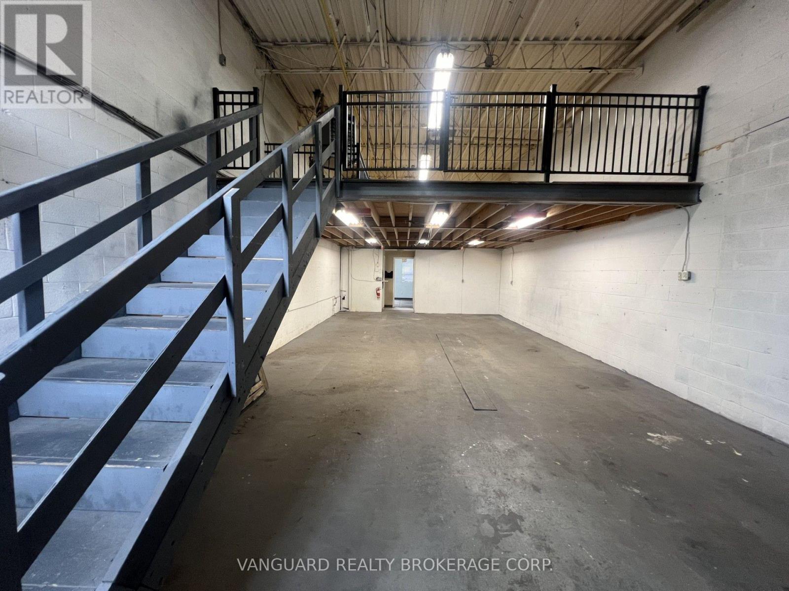 C3 - 55 Selby Road, Brampton (Brampton East Industrial), Ontario  L6W 1K5 - Photo 7 - W13817900