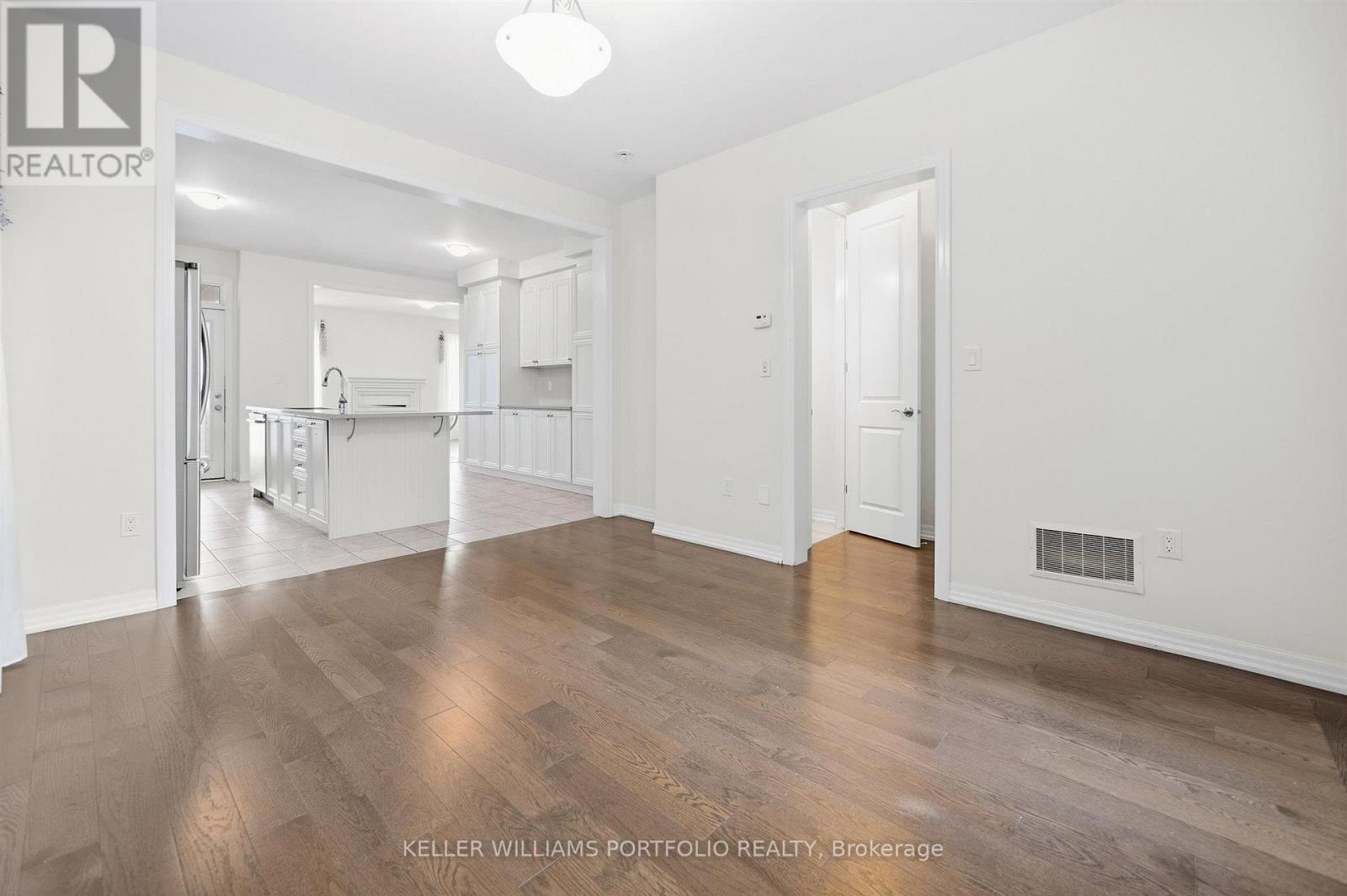 3131 Preserve Drive, Oakville (Go Glenorchy), Ontario  L6M 0V9 - Photo 8 - W13817938