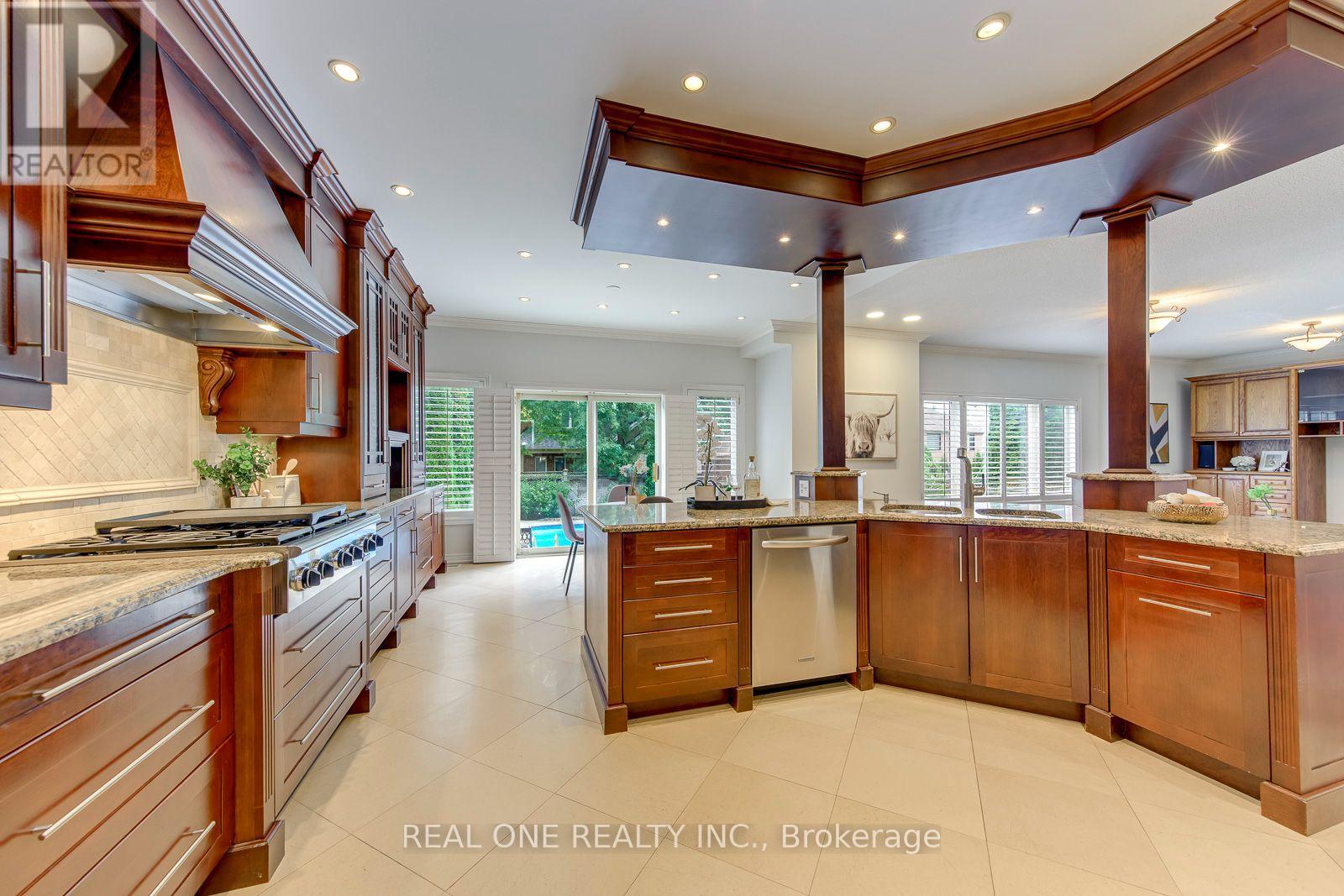 1206 Lindenrock Drive, Oakville, Ontario  L6H 6T4 - Photo 22 - W13817998